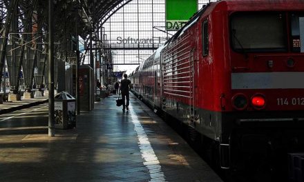 AB, 18 Yaşındaki Gençlere Avrupa’da Geçerli 35 Bin Tren Bileti Dağıtacak