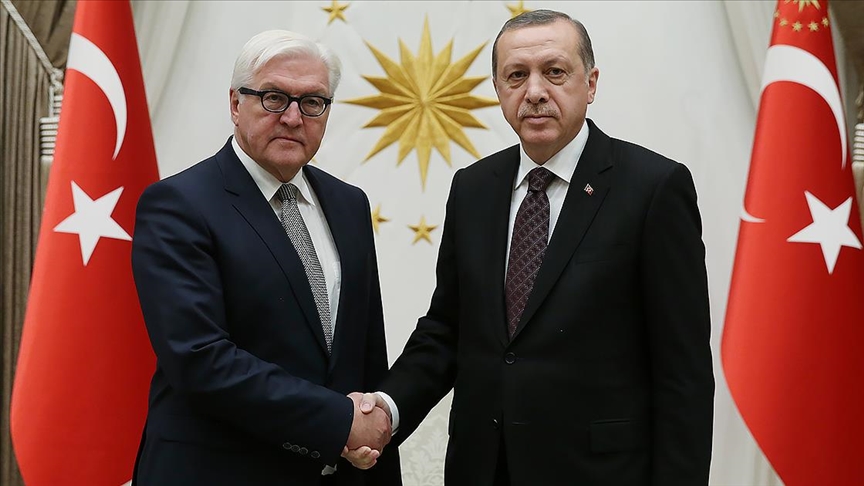 Almanya Cumhurbaşkanı Steinmeier ve Başbakan Scholz, Erdoğan’ı Tebrik Etti