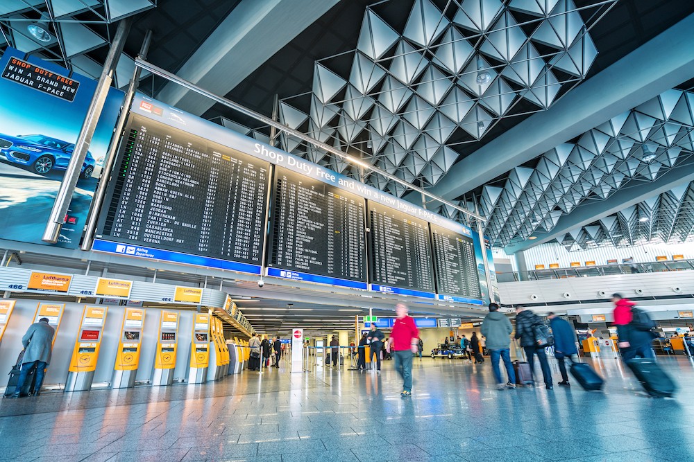 Frankfurt Havalimanı’nı Su Bastı! Çok Sayıda Uçuş İptal Edildi