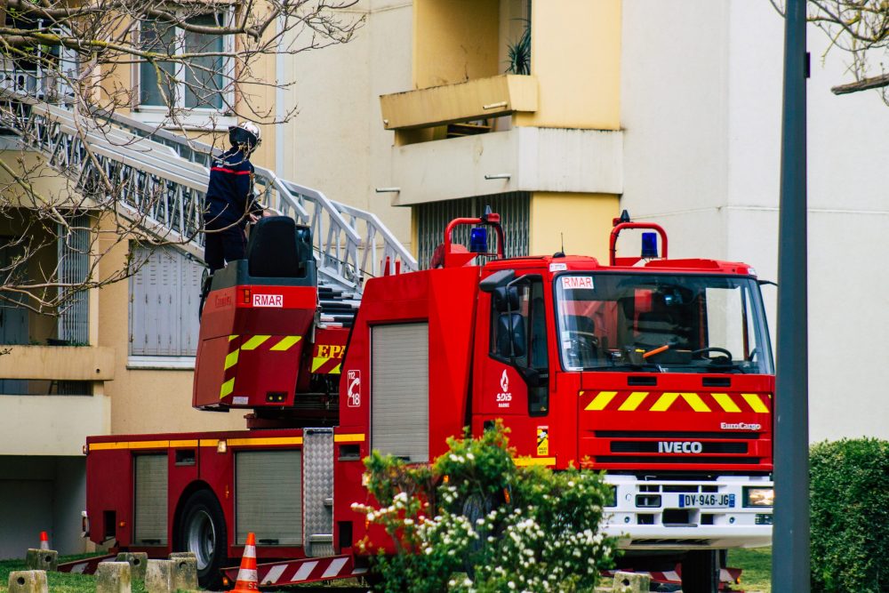 Fransa’da Engelli Bakımevinde Yangın Çıktı! En Az 9 Kişi Öldü