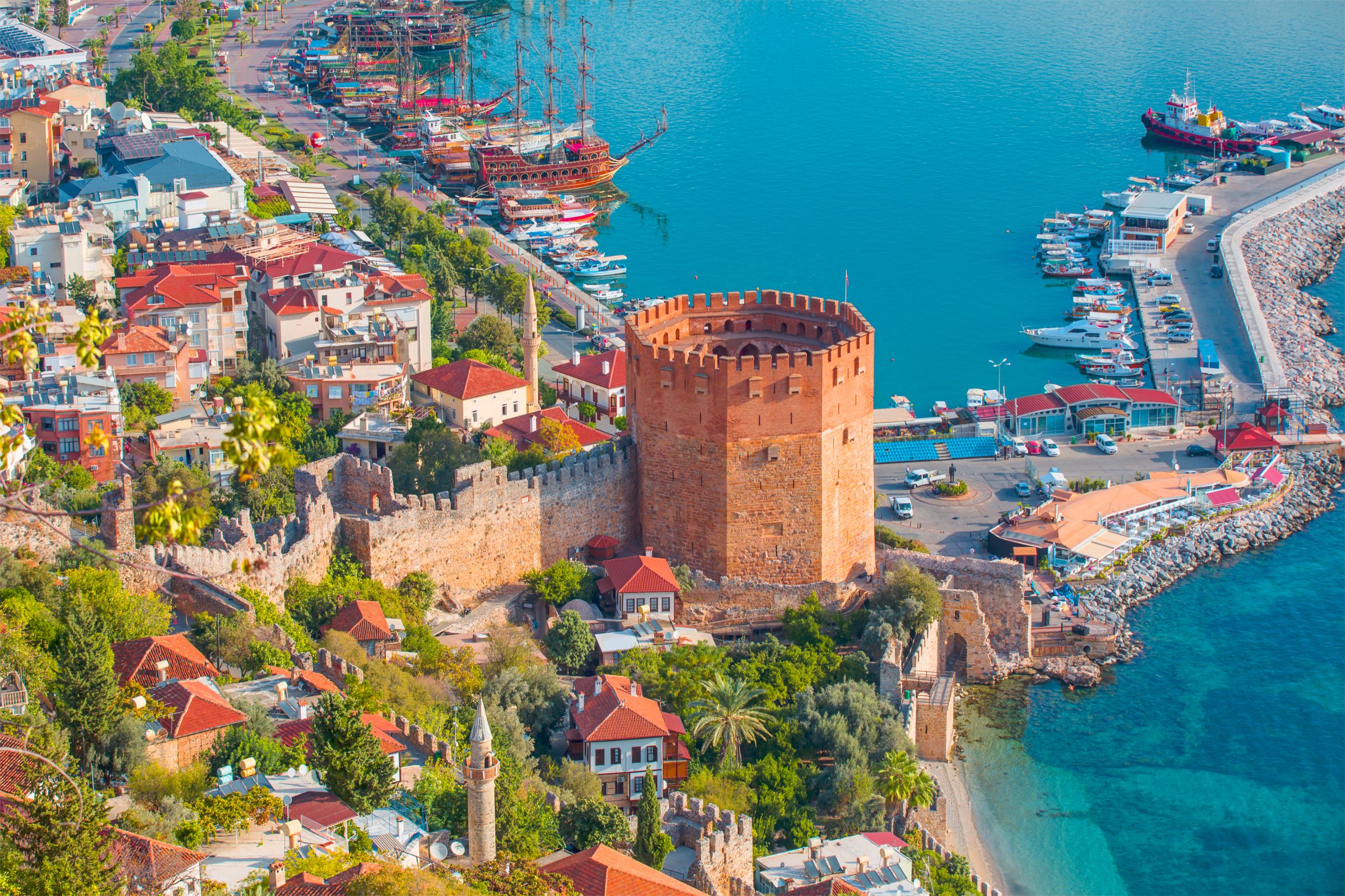 İngiltere, Türkiye’ye Tatile Gidenlere Karantina Uygulamayacak!