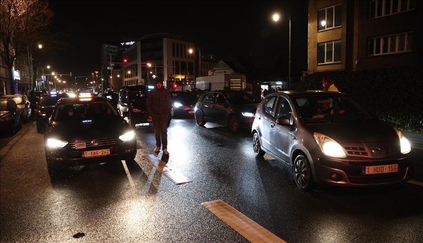 Brüksel’de Taksicilerden Uber Protestosu