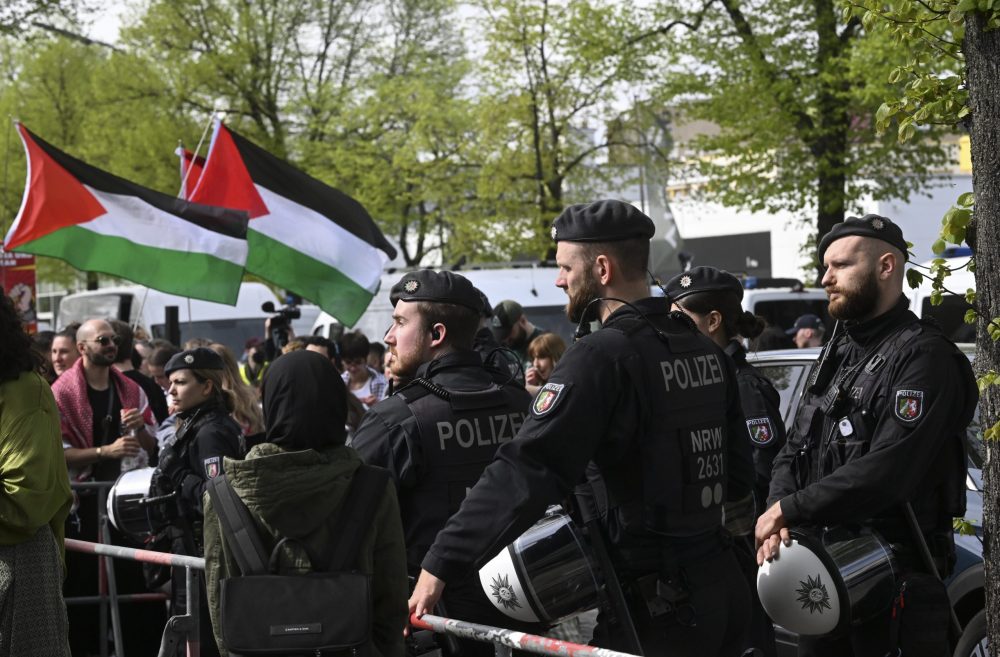 Alman Polisi Filistin Gösterisinde 10 Yaşındaki Çocuk Gözaltına Aldı